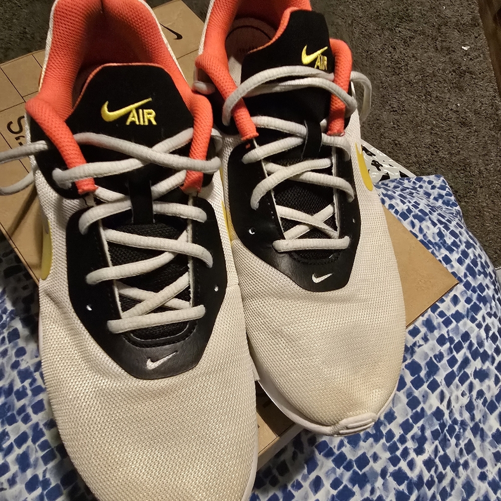 Nike oketo airmax